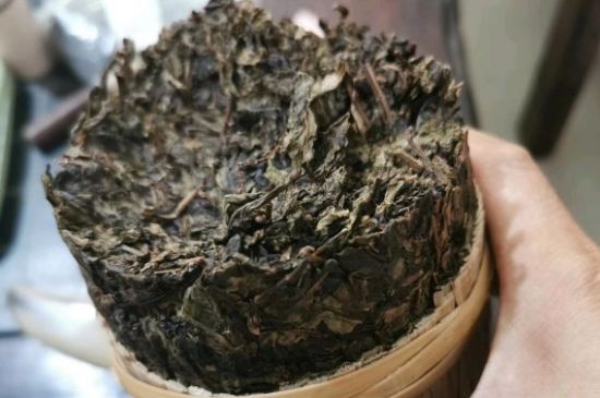 黑茶調(diào)理婦科病，女人喝黑茶好處太多了！