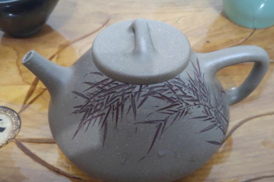 沖泡肉桂用紫砂壺還是蓋碗，武夷巖茶肉桂可以用紫砂壺沖泡嗎？