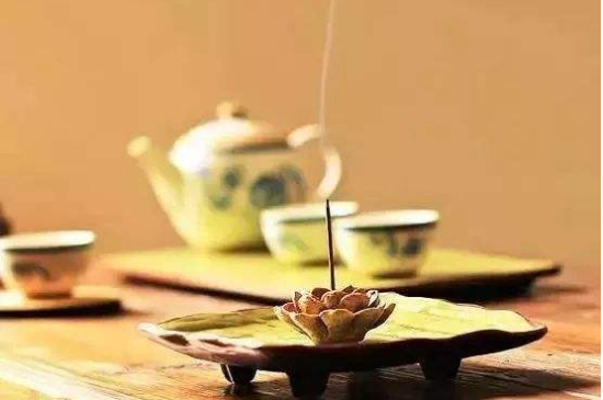 綠茶碧螺春怎么泡簡易步驟，沖泡碧螺春的十二步驟口訣