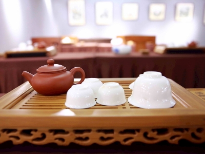 千萬別做兼職茶藝師，女人學(xué)茶藝好嗎？