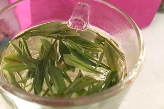 正常下一斤茶葉能喝多久，一個人一般一個月喝多少茶葉