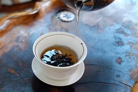 喝茶茶桌上的禮儀有哪些，泡茶待客十大禮儀不可不做！