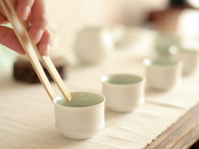 鐵觀音的泡法，水溫100°C最佳第一泡不能喝