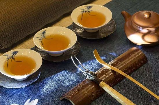 哪些茶適合泡功夫茶，功夫茶應(yīng)該配什么茶葉