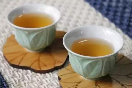茶的三個(gè)禮儀，茶的禮儀小知識(shí)