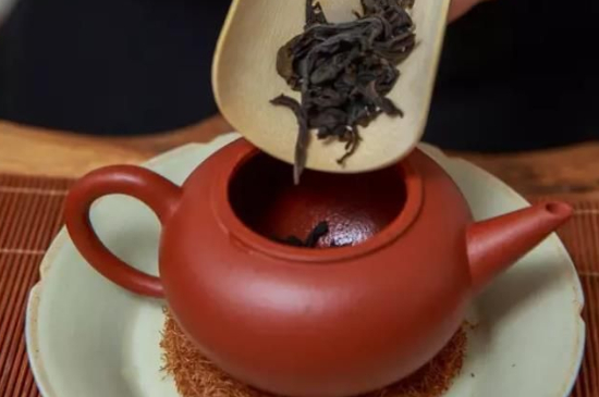 什么泥料的紫砂壺沖泡肉桂，武夷巖茶肉桂用哪種紫砂壺好？