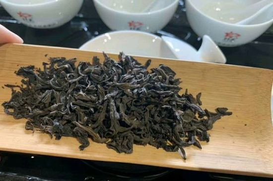 200一斤的茶葉算不算好，兩百一斤買的是中低檔茶