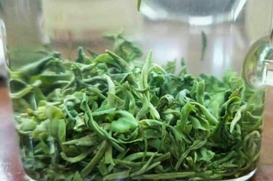 什么茶葉容易放香精，香精茶有什么危害？