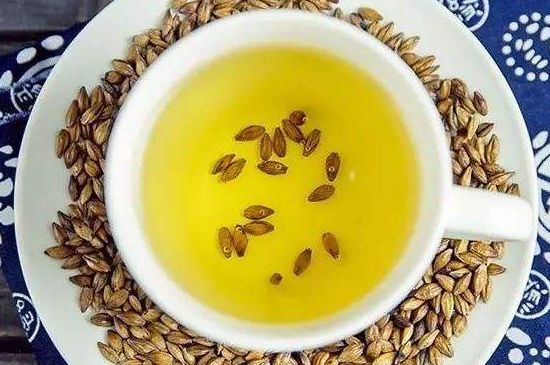 飯店喝的聞起很香的茶，餐館里的蕎麥茶還是大麥茶？