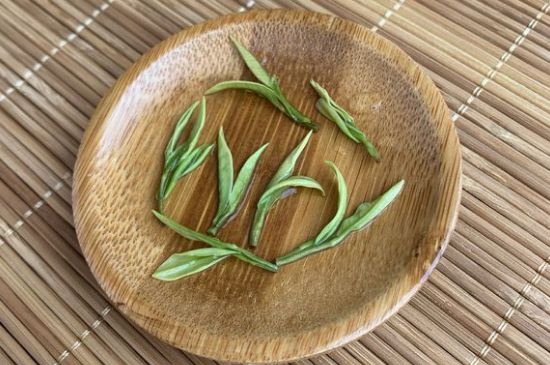 安吉白茶夏天怎么保存，安吉白茶能冷凍儲(chǔ)存嗎？