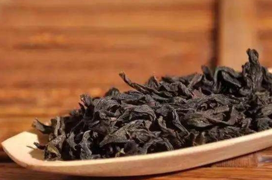 怎樣炭焙巖茶？揭秘武夷巖茶的炭焙技藝