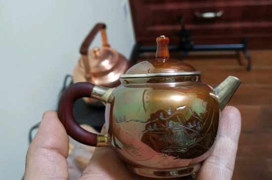 常見的七大材質(zhì)的茶具優(yōu)缺點，用什么材質(zhì)的茶具泡茶最好？