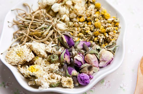 祛濕最有效的泡花茶，濕氣重適合泡什么花茶？
