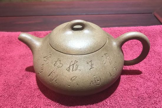 紫砂壺養(yǎng)10年后會(huì)是什么樣，紫砂壺養(yǎng)10年后圖片