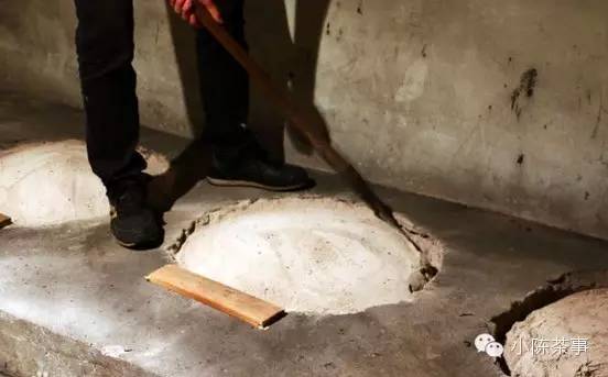 怎樣炭焙巖茶？揭秘武夷巖茶的炭焙技藝