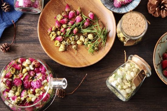 茉莉花和什么在一起喝好，茉莉花喝什么茶搭配？