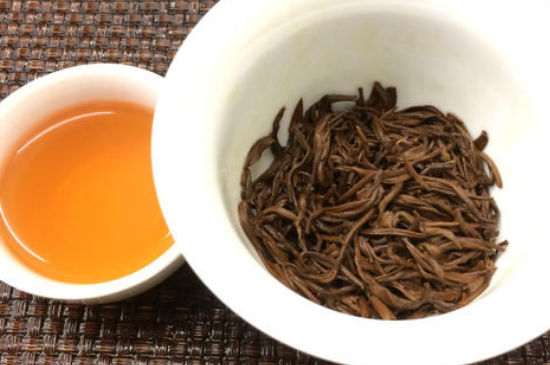 新茶和陳茶的區(qū)別，新茶和陳茶的介紹