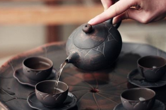 坭興陶主要泡什么茶，廣西坭興陶壺適合泡哪些茶？