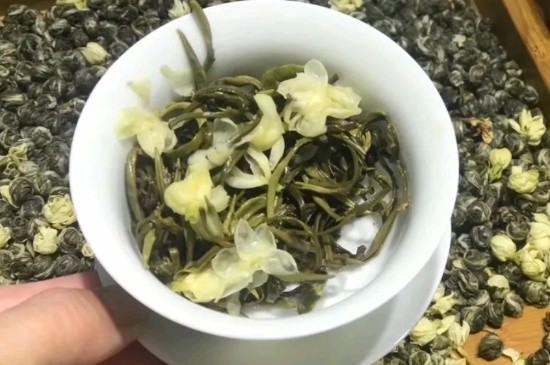 茉莉香珠跟龍珠有什么區(qū)別嗎，茉莉龍珠和茉莉香珠那個好？