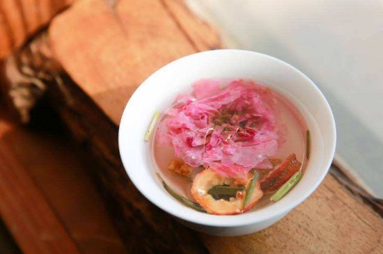 玫瑰花的最佳搭配，喝玫瑰花茶搭配什么喝好？