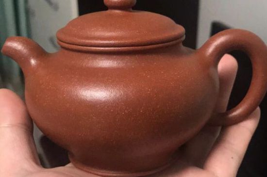 正宗紫砂壺多少錢一套，一套正宗宜興紫砂壺什么價(jià)格