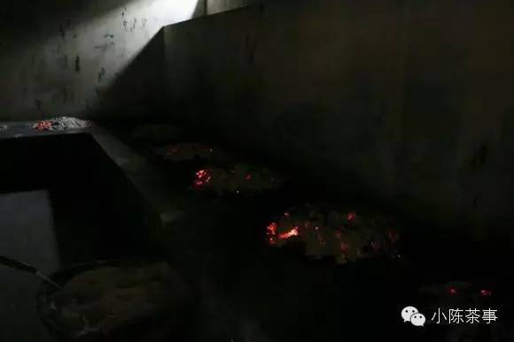 怎樣炭焙巖茶？揭秘武夷巖茶的炭焙技藝