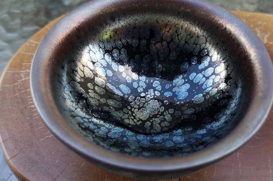 化工建盞是什么樣子的，建盞如何區(qū)分化工釉