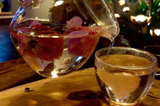 好玫瑰花茶多少錢一斤啊，玫瑰花茶價(jià)格多少錢合理？