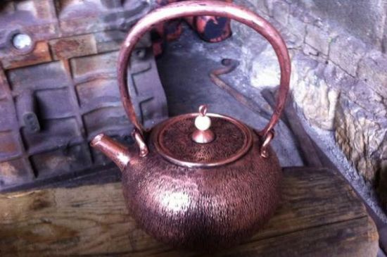 新銅壺怎么開(kāi)壺，銅壺開(kāi)壺方法步驟