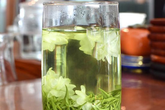 炒花飄雪是什么茶，花茶炒花是什么意思