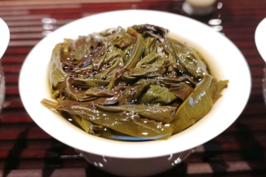 長期喝巖茶會(huì)上火嗎？巖茶這樣喝了容易上火！