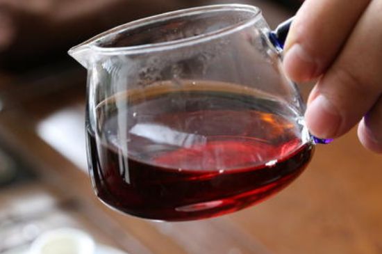 茯磚茶與普洱茶哪個好，茯茶和普洱茶口味區(qū)別