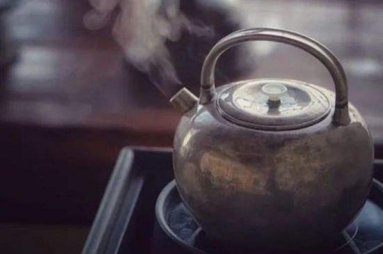 煮茶的步驟圖解，正確的煮白茶方法！