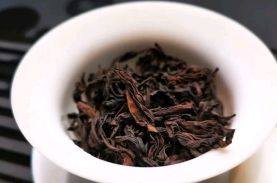 長期喝巖茶會(huì)上火嗎？巖茶這樣喝了容易上火！