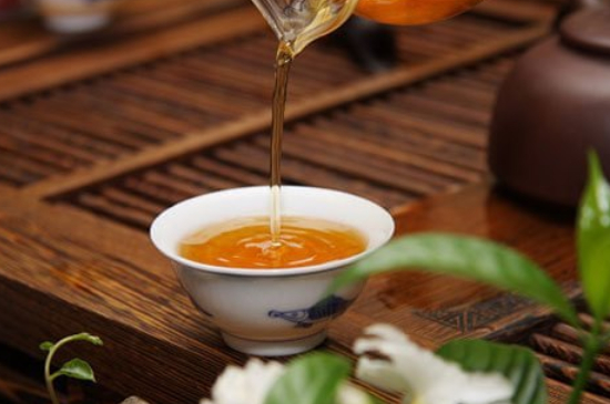 什么茶葉喝起來超級香，什么茶泡出來滿屋濃香?