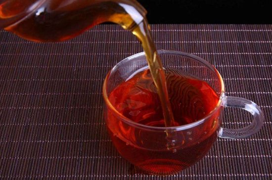 紅茶會加重濕氣嗎，喝什么茶能去除體內(nèi)濕氣