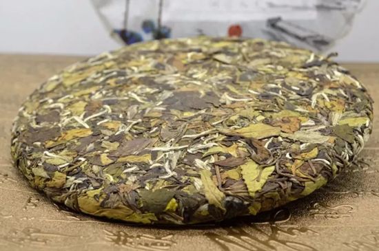 怎么撬老白茶茶餅不容易碎，福鼎白茶如何撬茶方法