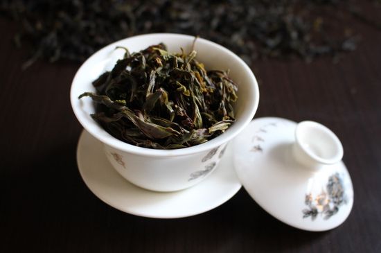 鋸朵仔跟鴨屎香哪個貴，鋸朵子和鴨屎香哪個好喝？