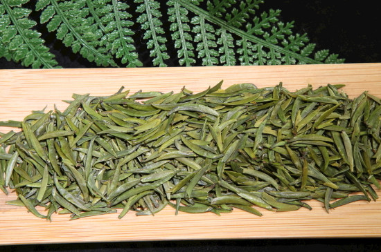 竹葉青茶泡不立起來(lái)怎么回事，竹葉青茶怎么泡立起來(lái)