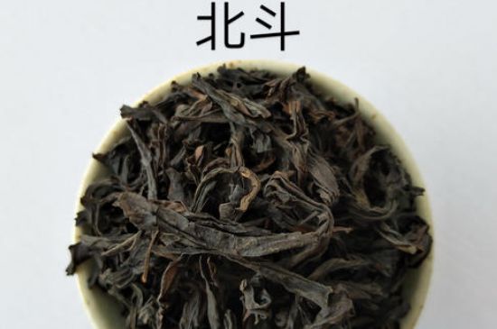 大紅袍四大品種有哪些，大紅袍的種類和著名品種特點(diǎn)介紹