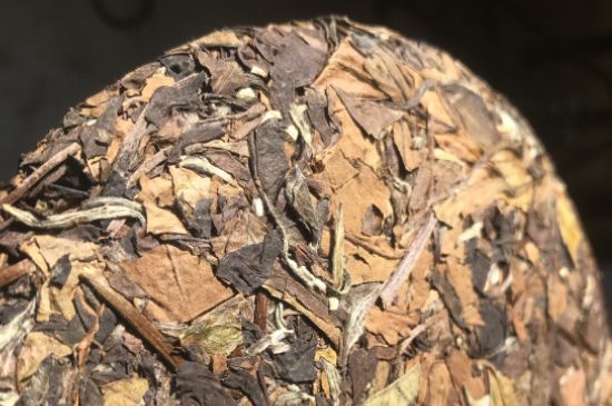 7年壽眉和2年白牡丹哪個(gè)好，老白茶壽眉與白牡丹的口感區(qū)別