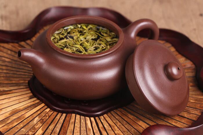 紫砂壺如何開壺，正確的<a href=http://m.shanghailijiu.com/chaju/zisha/ target=_blank class=infotextkey>紫砂壺開壺</a>方法